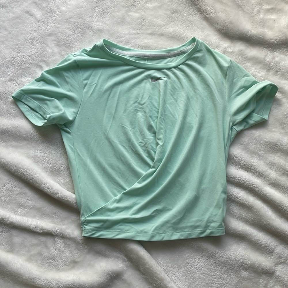 Nike cropped luxe twist top. Only wore once.